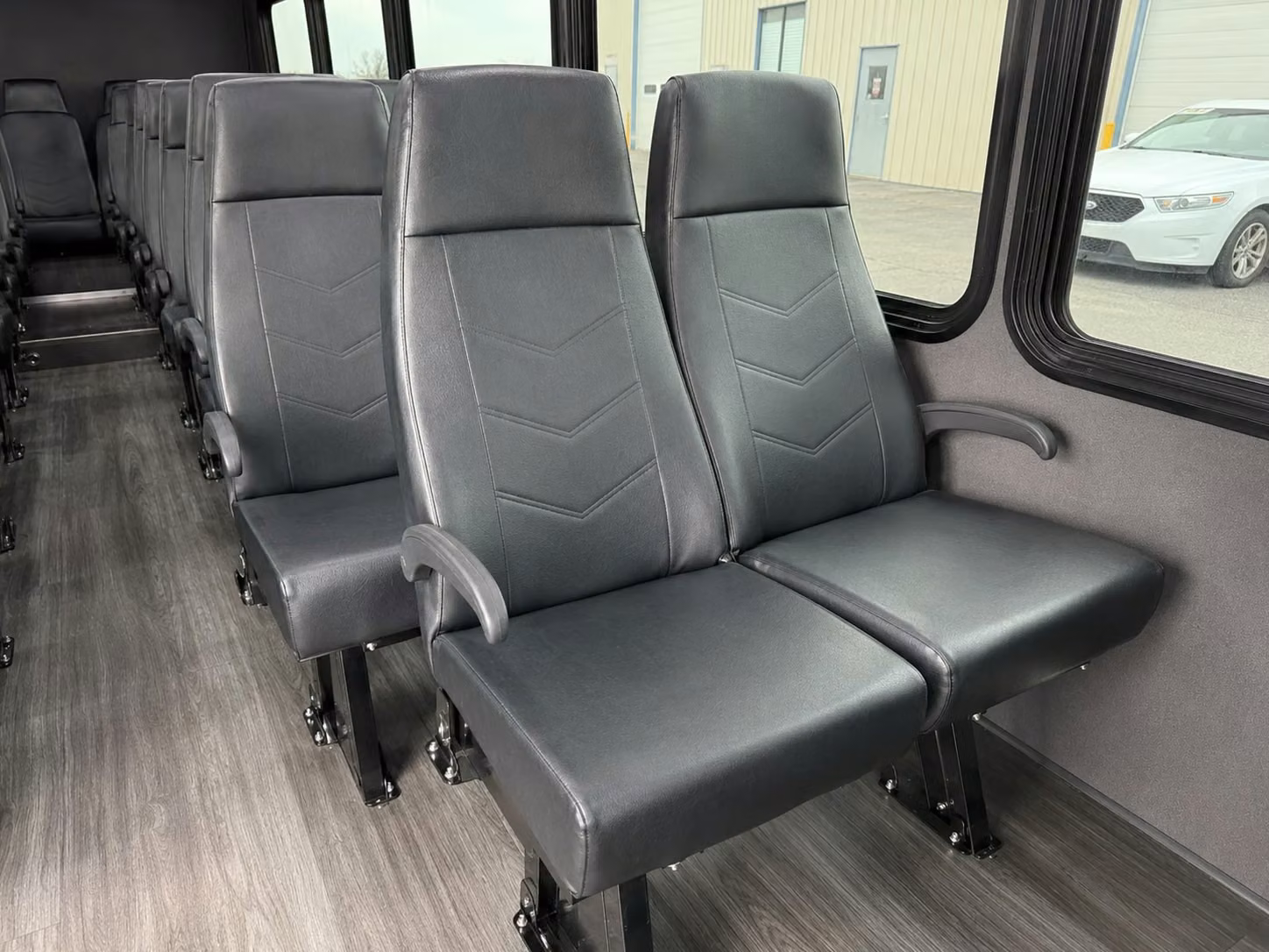 avondale airport transfer shuttle bus services