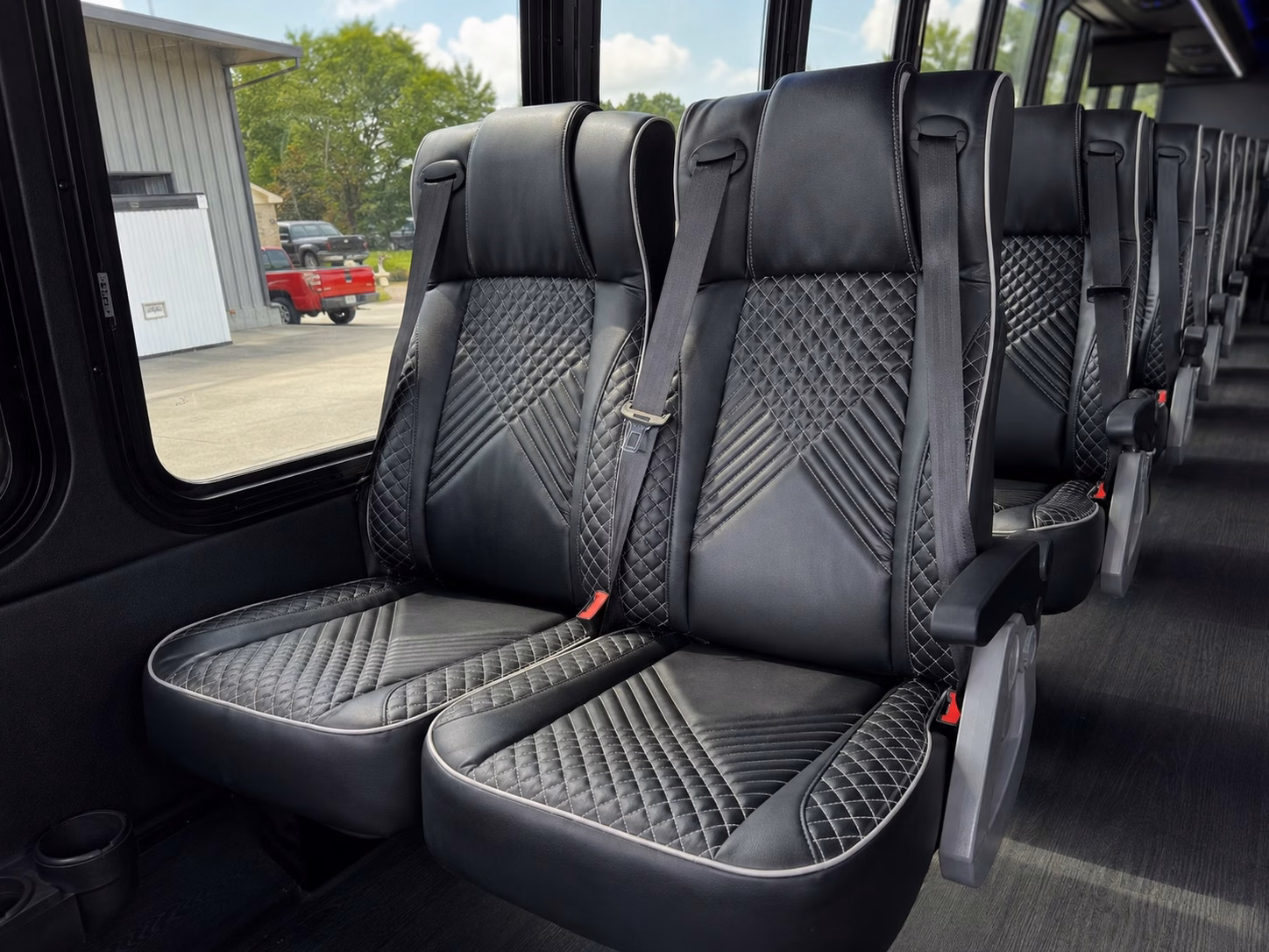 book prom transportation in avondale or any city nearby