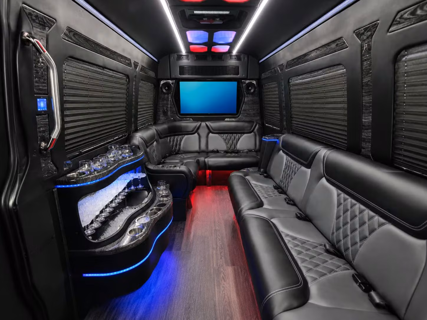 construction crew and workforce shuttle services in the avondale area