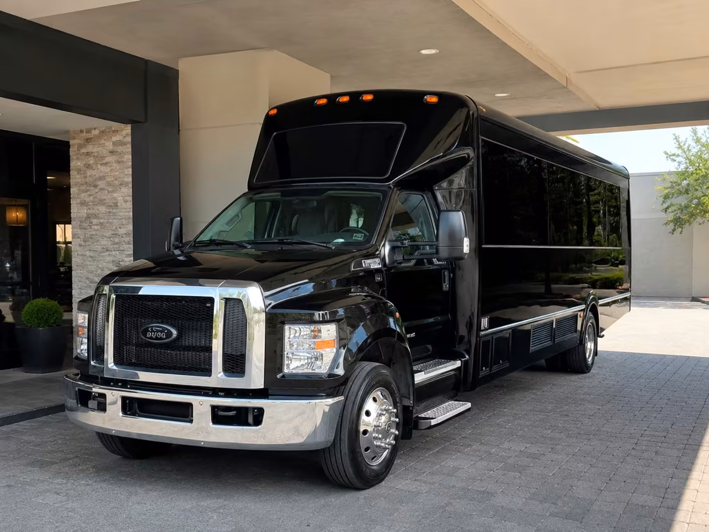 it s easy to find party buses and minibuses for avondale prom groups of every size