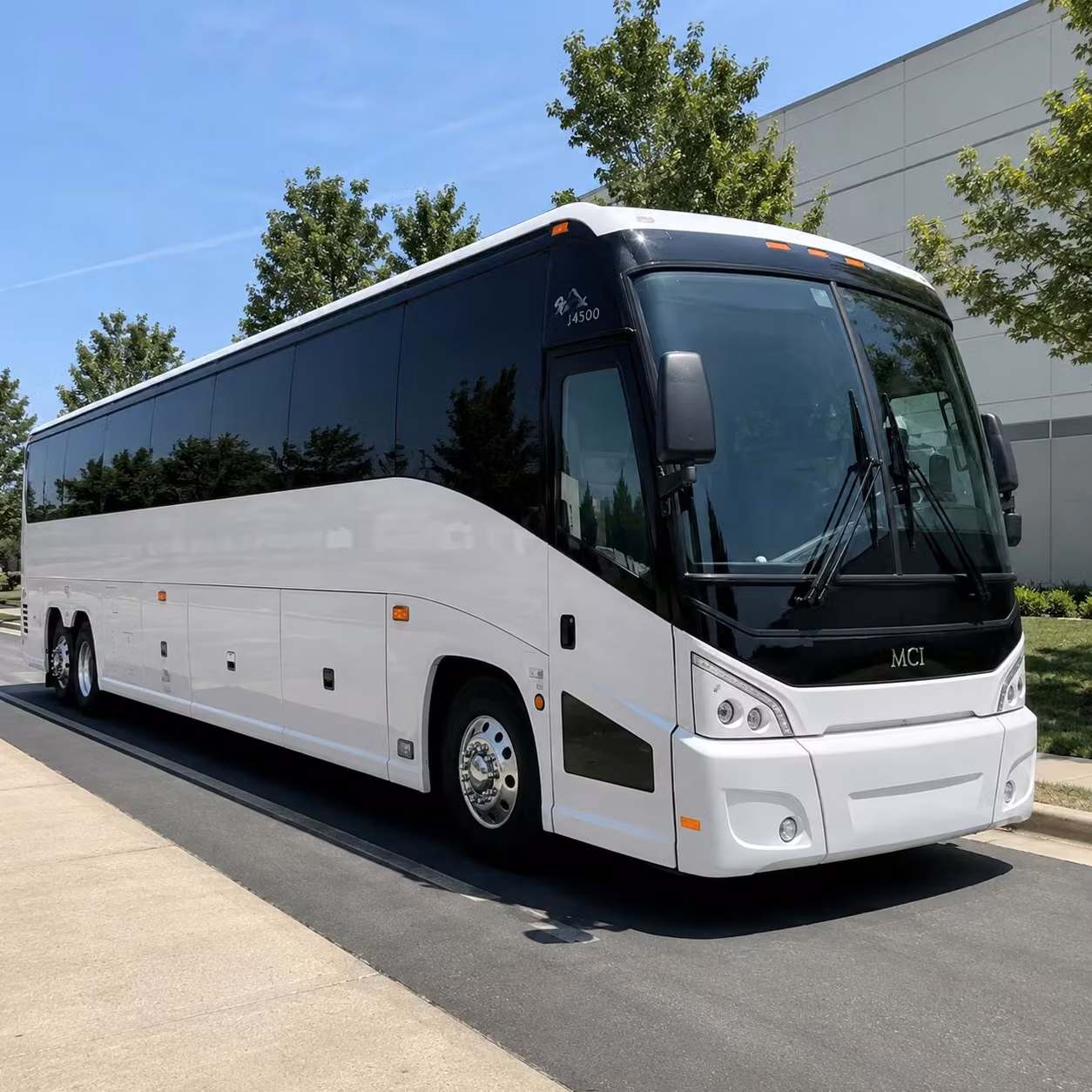 sports teams and fan groups from avondale rely on long distance bus rentals
