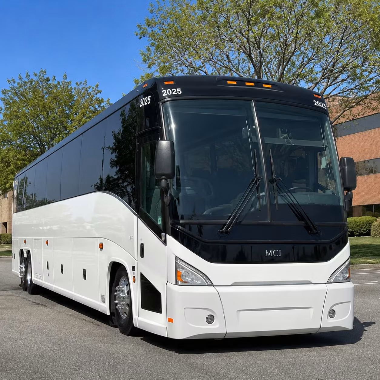 sunday morning worship shuttles for avondale congregations